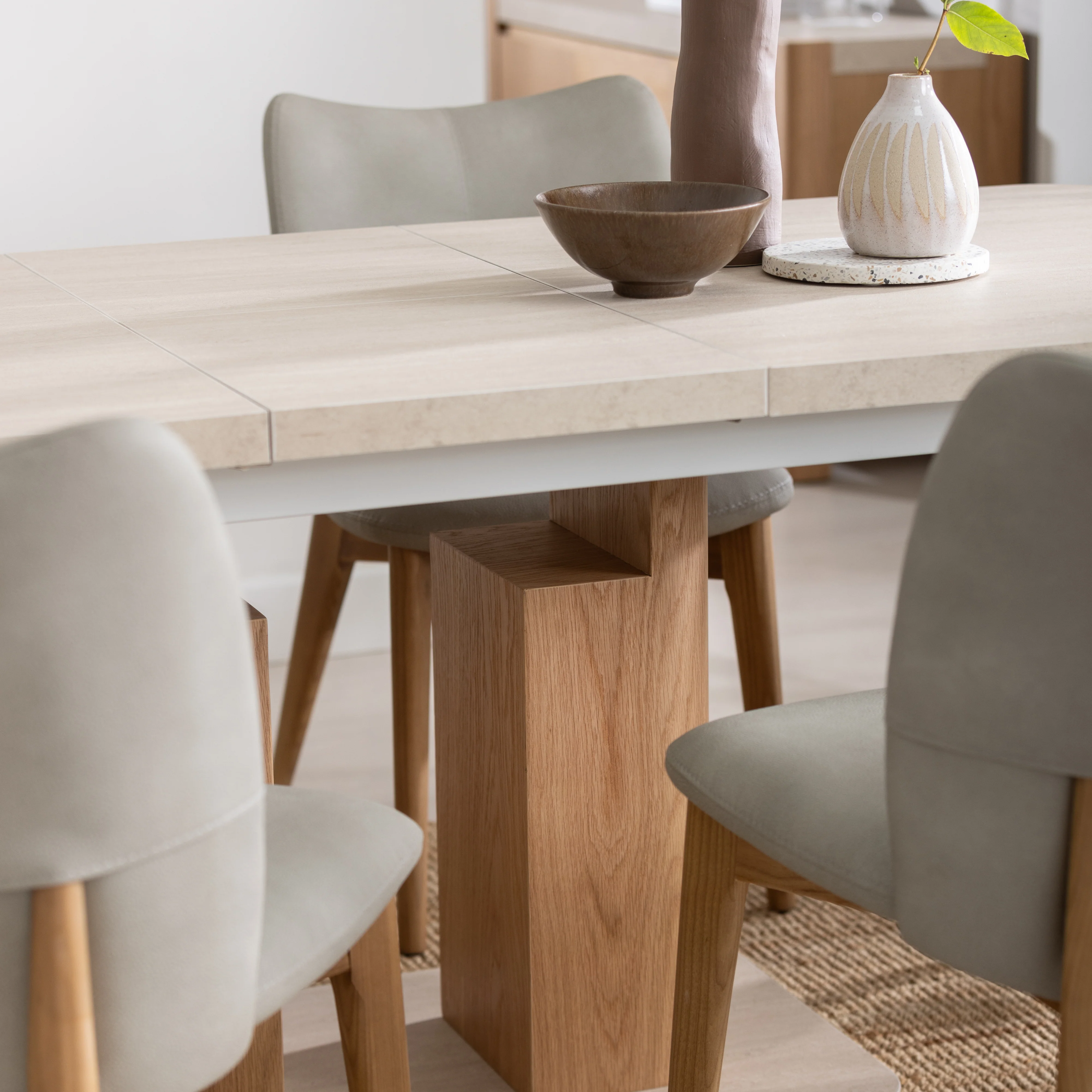 Padstow 160-200cm Extending Dining Table and Spencer Chairs Bundle - Image 4